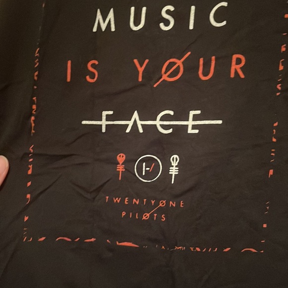 Size Small discontinued Twenty One Pilots Muscle Tee - Picture 3 of 4